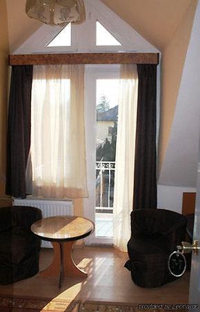 Villa Hotel Kristal Budapest Luaran gambar