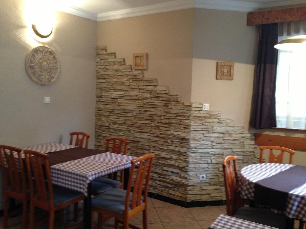 Villa Hotel Kristal Budapest Luaran gambar